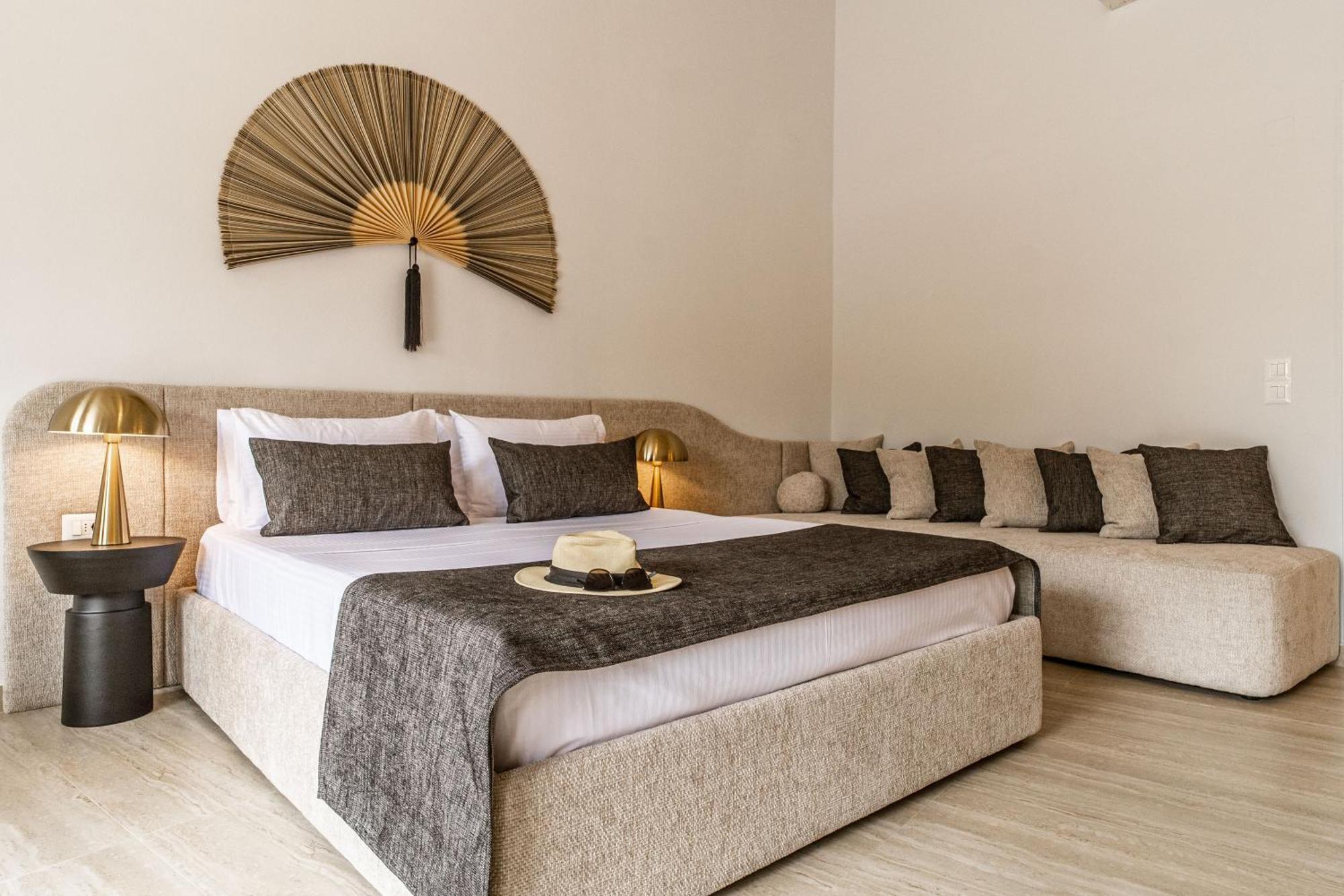 Lithinon Luxury